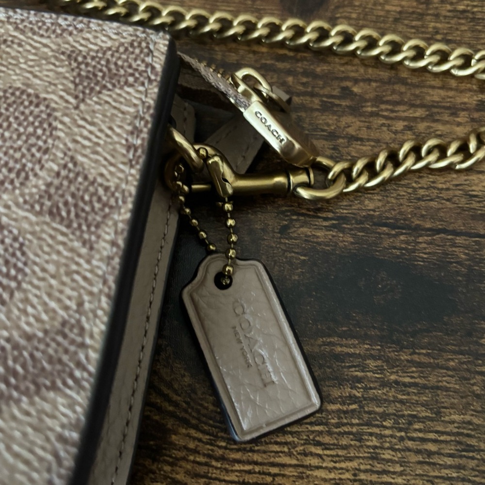 Coach Signature C Wallet on Chain Crossbody in Taupe - Picture 9 of 13